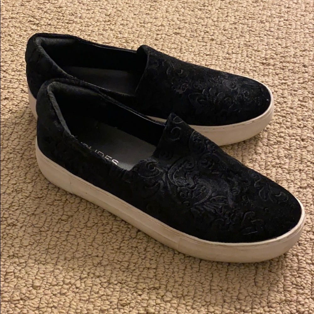 J Slides black velvet sneakers, size 7.5